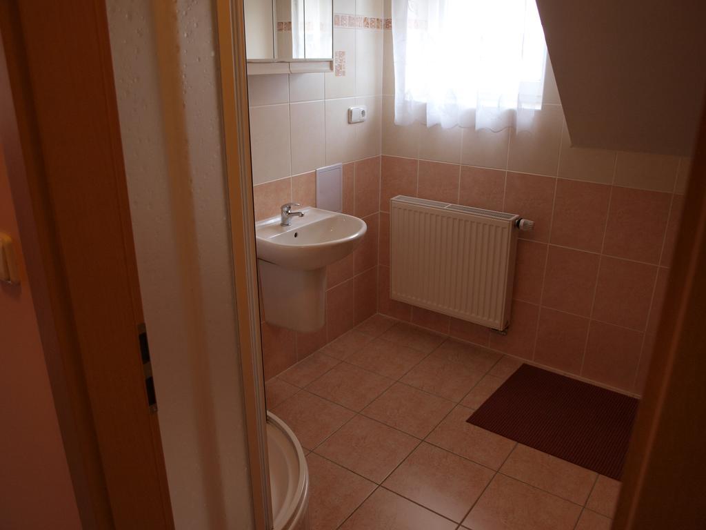Viktoria Klinovec Apartment Kovarska