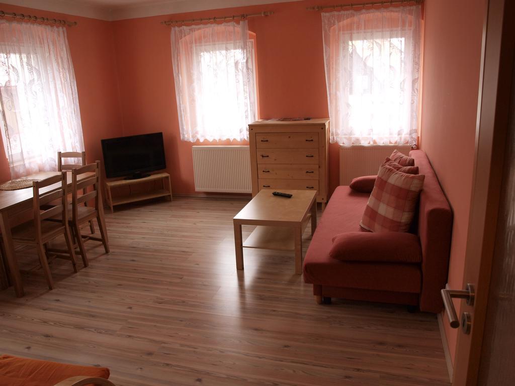 Viktoria Klinovec Apartment Kovarska